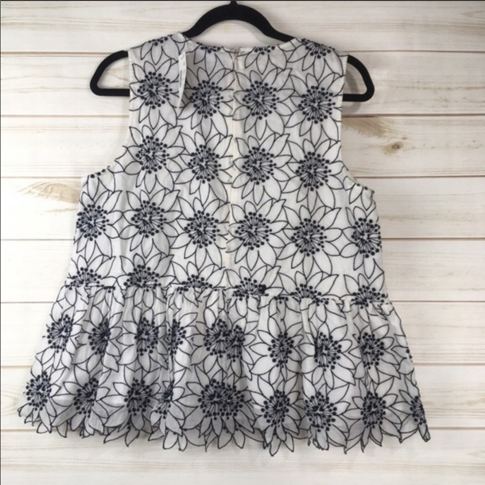 🎉 Host Pick 🎉 J.CREW Embroidered Floral Top - Picture 5 of 7